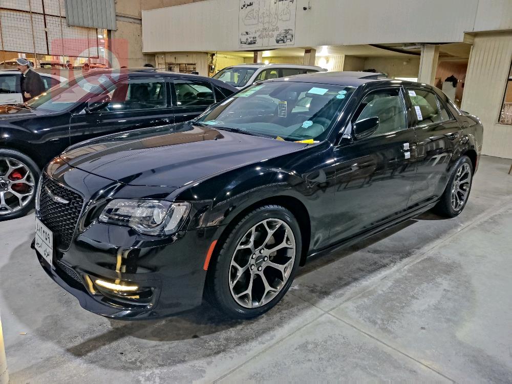 كرايسلر 300